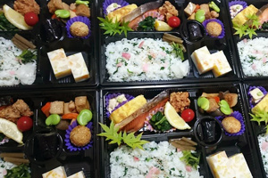 �����炱��